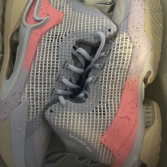 Nike Air Max Pink and Light Gray Sneakers